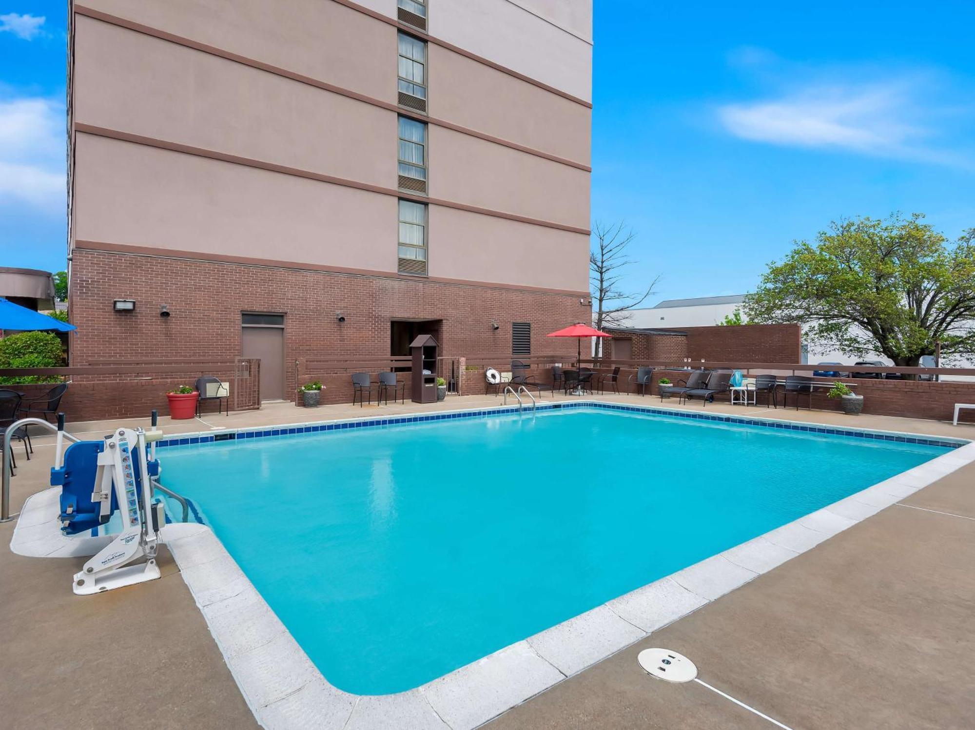 Best Western Potomac Mills Woodbridge Exterior photo