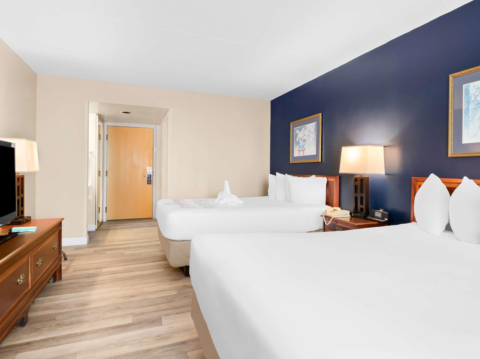 Best Western Potomac Mills Woodbridge Exterior photo