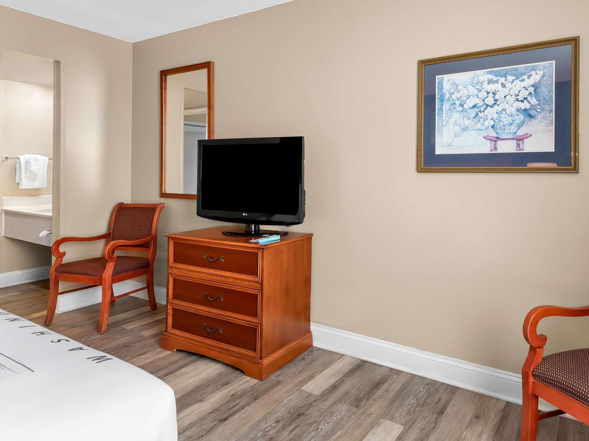 Best Western Potomac Mills Woodbridge Exterior photo